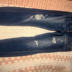 Stylish Blue Distressed Women Jeans